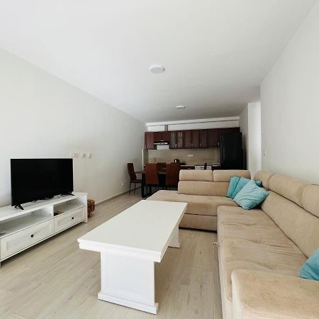 Apartment With Terrace And Private Parking Котор Екстер'єр фото