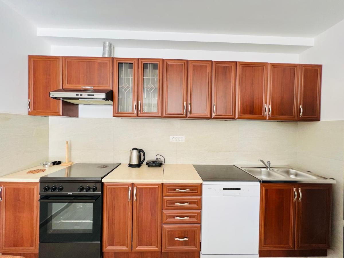 Apartment With Terrace And Private Parking Котор Екстер'єр фото