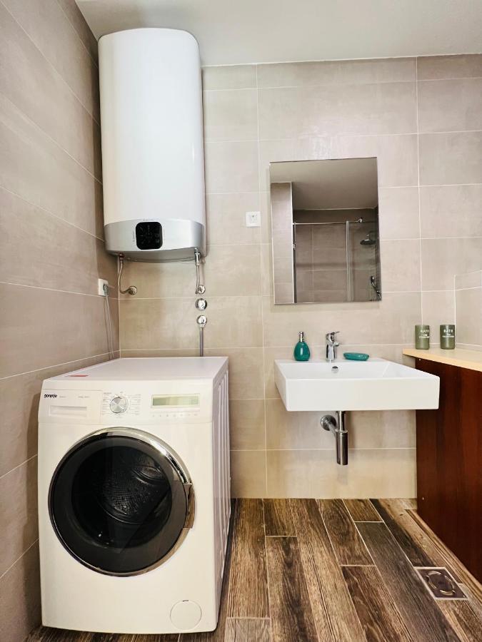 Apartment With Terrace And Private Parking Котор Екстер'єр фото