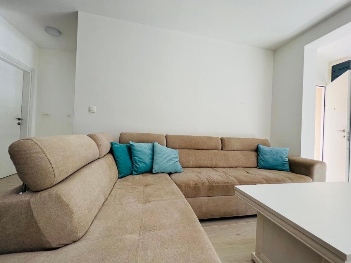 Apartment With Terrace And Private Parking Котор Екстер'єр фото