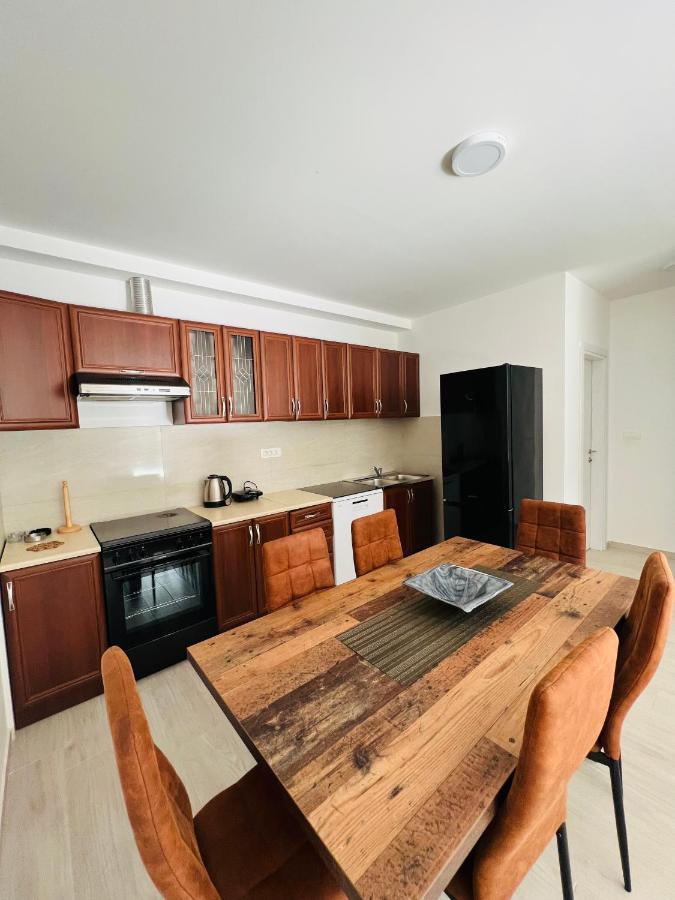 Apartment With Terrace And Private Parking Котор Екстер'єр фото