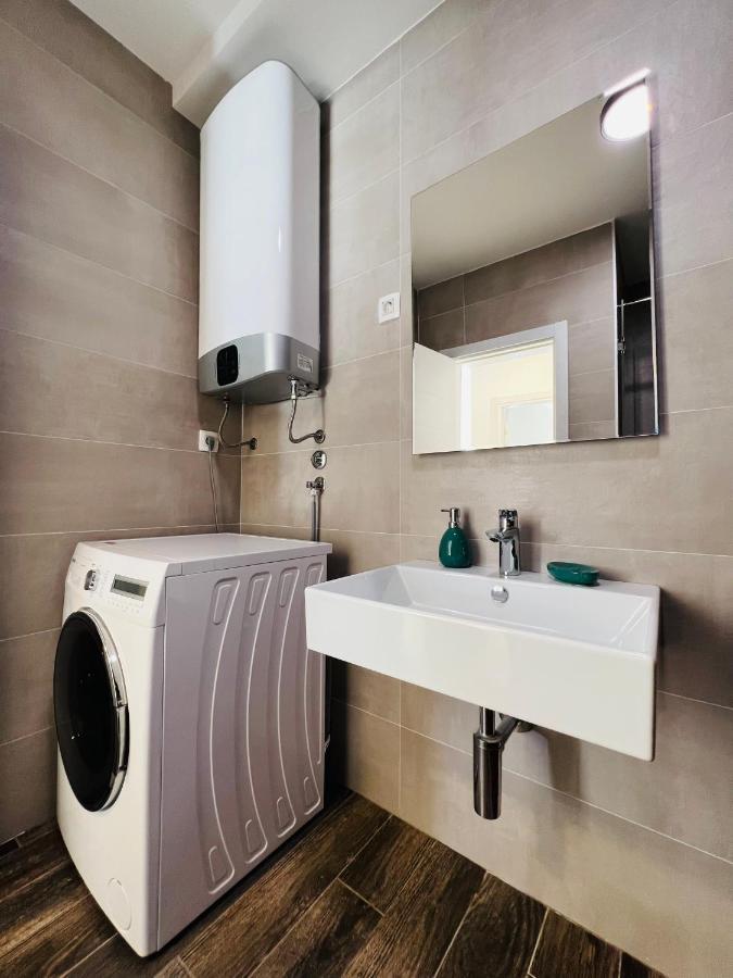 Apartment With Terrace And Private Parking Котор Екстер'єр фото