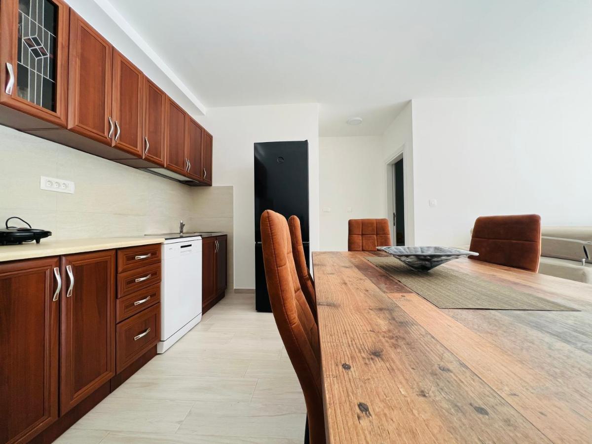 Apartment With Terrace And Private Parking Котор Екстер'єр фото
